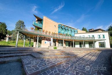 Attico / Mansarda di 182 m² con 4 locali e box aut