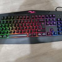 Tastiera da gaming che si illumina nuova