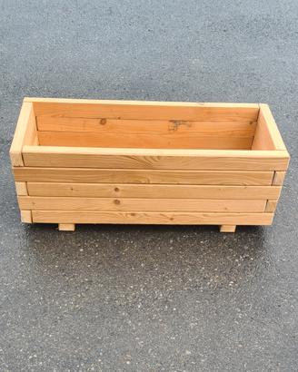 Fioriera in legno