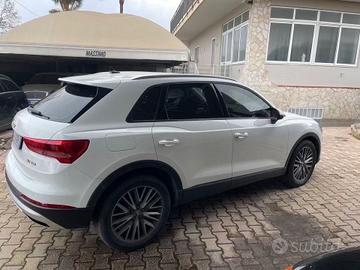 Audi q3 2.0d 35 nuov modello full virtual_peermute