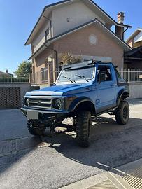 Suzuki Samurai