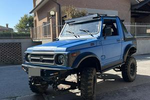 Suzuki Samurai