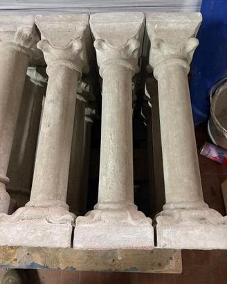 Colonnine in cemento