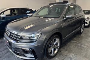 Volkswagen Tiguan R-Line 2.0 TDI 150 CV Tetto Apri
