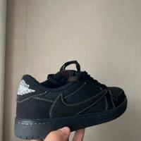 Jordan 1 mid low OG Black Phantom 