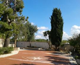 Villa poco distante dal mare con 8 posti letto