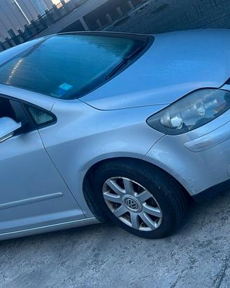Vw Golf 5 Plus anno 2006 cilindrata 1968 gasolio, 