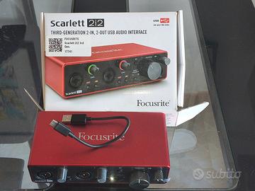 focusrite Scarlett 2i2
