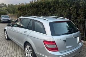 Mercedes Station C320