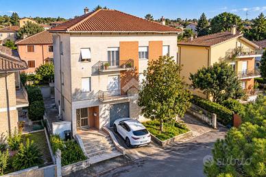 CASA INDIPENDENTE A MONTE URANO