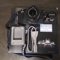 Olympus E-M10 Mark II