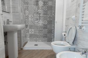 BI-locale arredato rif. prestigiose