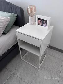 Comodini IKEA VIKHAMMER 40×39cm, 65 cm altezza