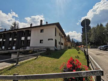 Accogliente appartamento sulle piste da sci