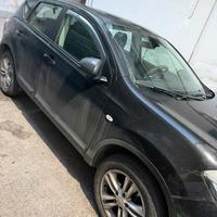 Nissan qasquai 2011