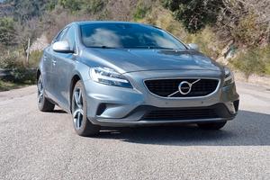 Volvo V40 D3 R design