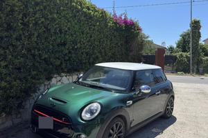 Mini cooper SD f56 170cv british green racing meta