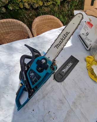 Motosega Makita