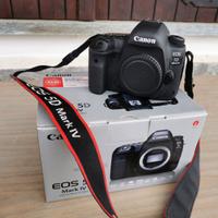 fotocamera Canon EOS 5D mark iv e obiettivi