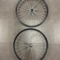 Cerchi Duke Carbon con raggi Berd 29