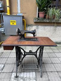Macchina da cucire antica Wertheim diamant