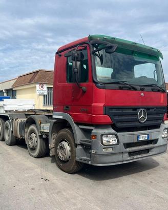 MERCEDES-BENZ MERCEDES ACTROS 32.44 USATO SCARRA