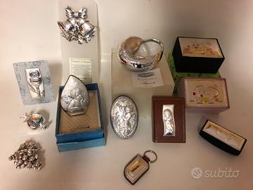 Soprammobili, scatole e oggetti in argento