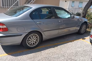 BMW 320d Futura solo per oggi