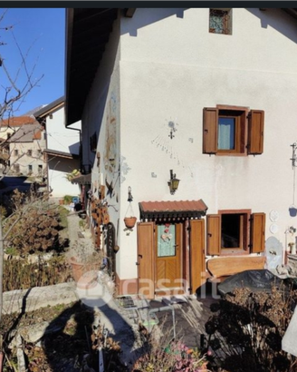 Casa singola arredata a Roncan di Ponte Nelle Alpi