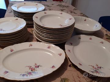 Servizio piatti porcellana antica
