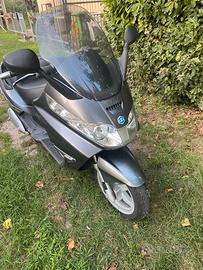 Piaggio x8 125