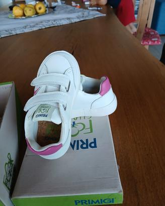 scarpe bambina nuove n.25