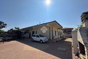 3 LOCALI A VILLAPIANA