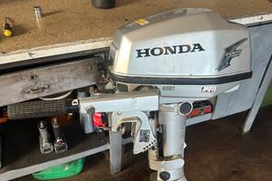 Honda four stroke