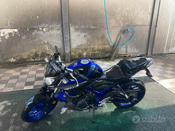 yamaha mt-03 anno  immatricolazione 10/2017