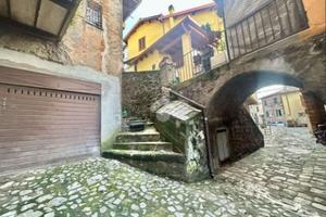 4 LOCALI A ROCCA DI PAPA