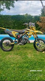 Suzuki valenti 50
