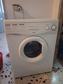 Lavatrice slim Whirlpool   