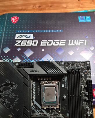 scheda madre Intel con processore 9 13900 k