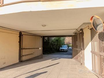 Box/Posto auto Bologna [Cod. rif 3282056VRG]