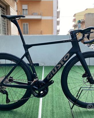 Bici da corsa GUSTO COBR