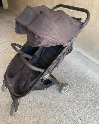 Passeggino gemellare