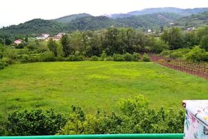 Villetta indipendente con 10.000 mq di terreno