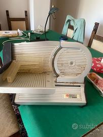Affettatrice Essegielle Zeta 200