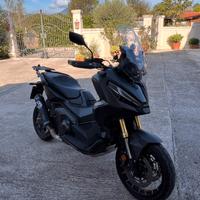 Honda X adv 750
