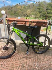 Trek Slash 7