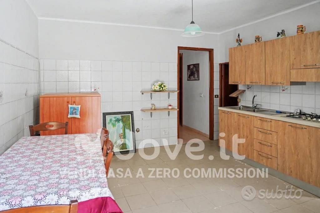Appartamento di 141 m² con 5 locali a Stalettì - Vista 5