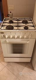 cucina a gas con forno