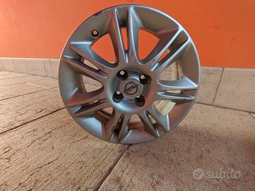 4 cerchi in lega 16 pollici originali Opel