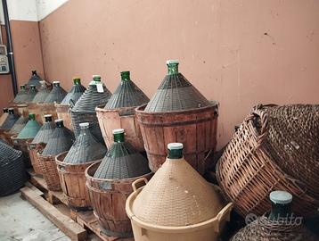 Damigiane e vasche di resina per vino / olio /acqu